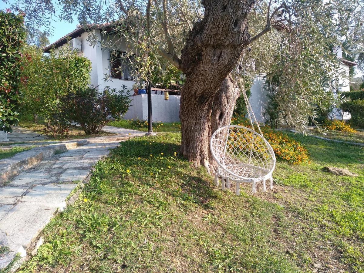 Villa Saint Andrews Bay Milína Exterior foto